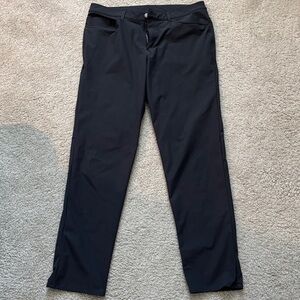 Men’s  Navy Lululemon Commission pants size 34 Tall